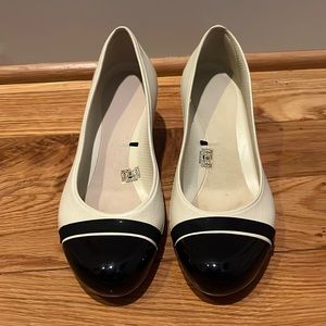 New Wedge crocs size 7